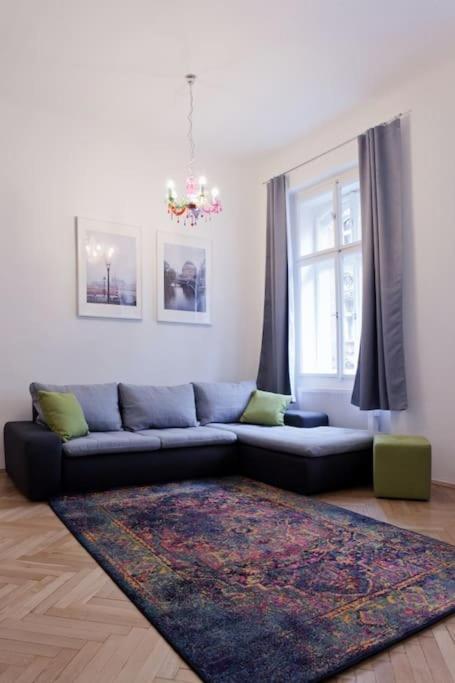 Center With Fireplace Appartamento
